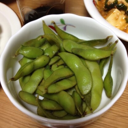 むっちゃくちゃ美味しくできました＼(^o^)／
また枝豆とれたらこのレシピで茹でたいと思います。ごちそうさまでした。